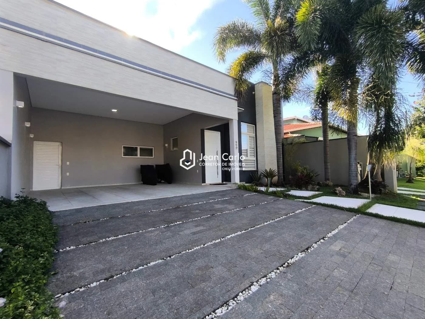 Casa em Condomínio para Venda em Holambra / SP no bairro Parque Residencial Nova Holanda