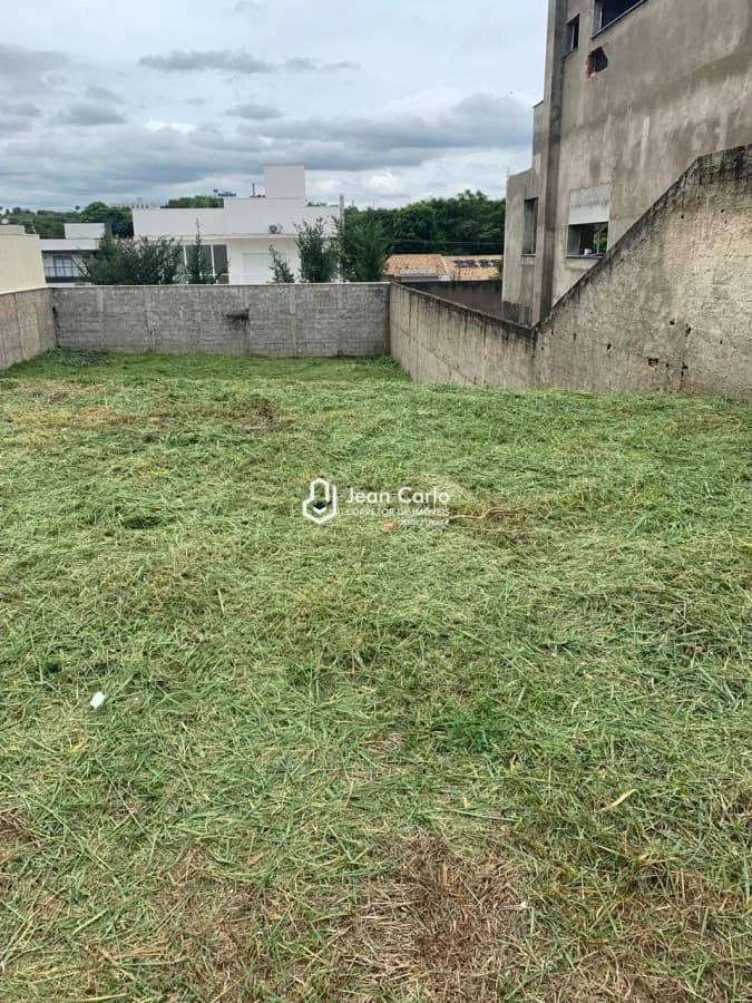 Terreno em Condomínio para Venda em Jaguariúna / SP no bairro Estância das Flores