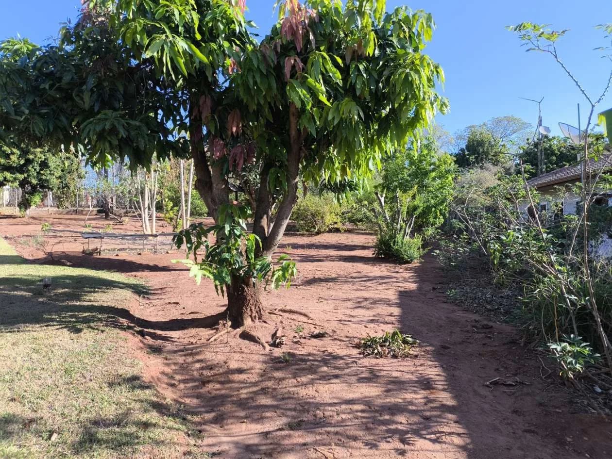 Terreno em Condomínio para Venda em Jaguariúna / SP no bairro Núcleo Urbano Parque Ana Helena