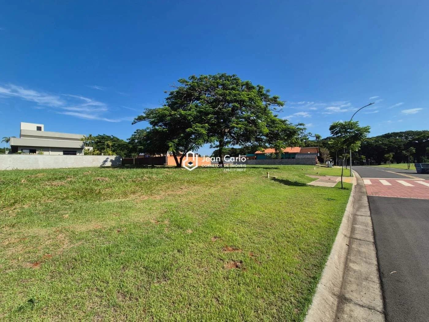 Terreno em Condomínio para Venda em Jaguariúna / SP no bairro Reserva Santa Izabel
