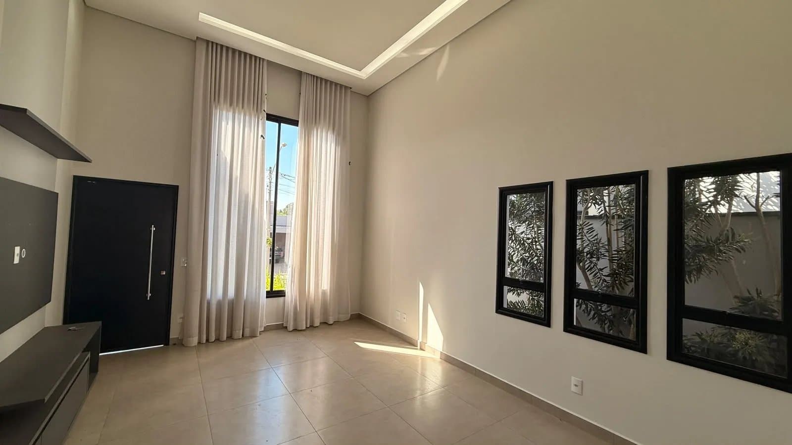 Casa À Venda No Vila Guedes Com 3 Dormitórios, Closet e Área Gourmet