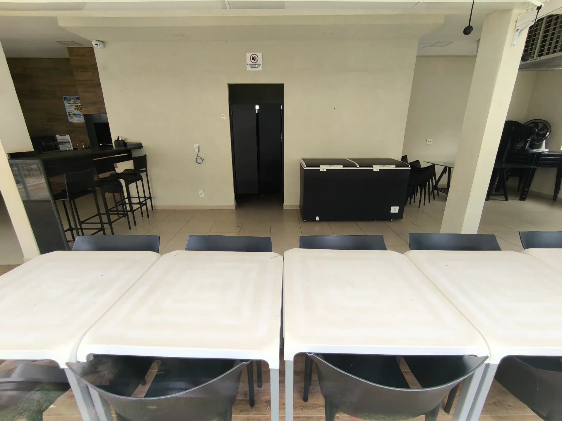 Apartamento para venda ou locação Edifício Fenícia, em Jaguariúna